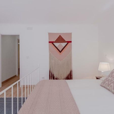 Bright & Spacious With Orange Tree Patio, By Timecooler Lisboa Екстериор снимка