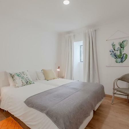 Bright & Spacious With Orange Tree Patio, By Timecooler Lisboa Екстериор снимка
