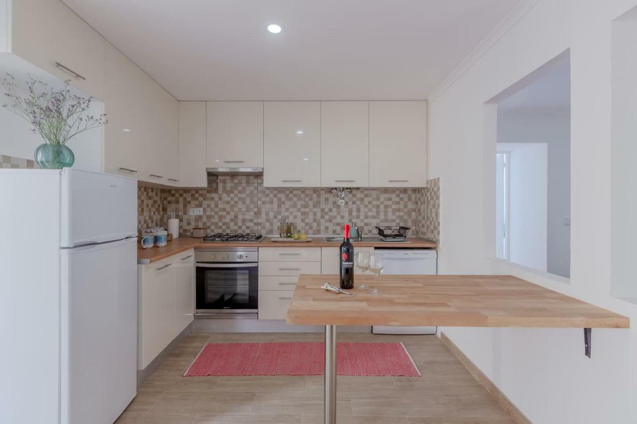 Bright & Spacious With Orange Tree Patio, By Timecooler Lisboa Екстериор снимка