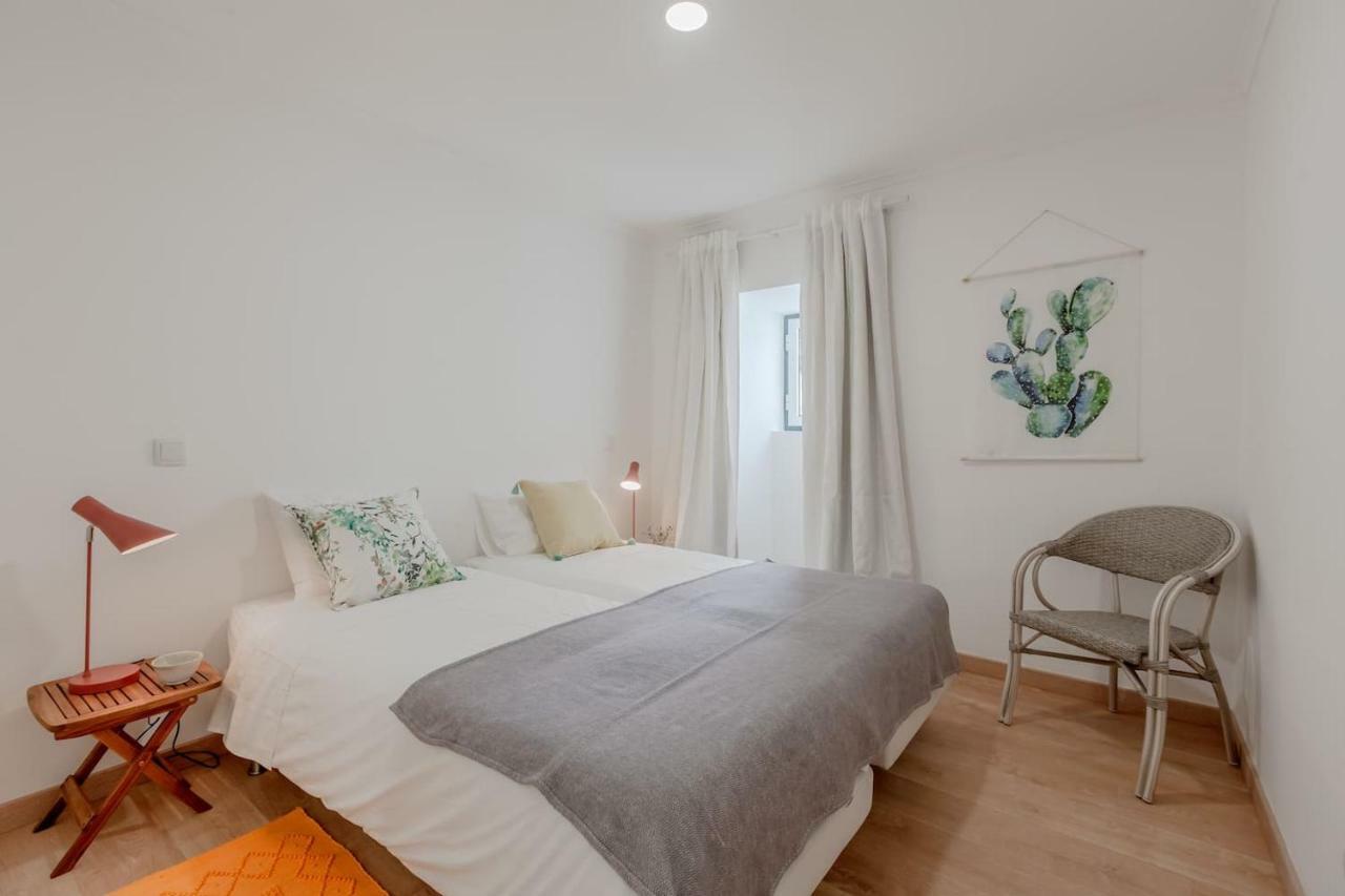 Bright & Spacious With Orange Tree Patio, By Timecooler Lisboa Екстериор снимка